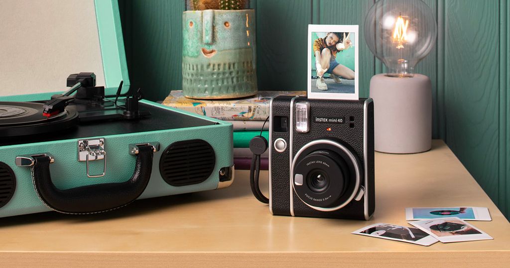 Tổng Hợp Đầy Đủ Các Tính Năng Của Instax Mini 40 Mà Bạn Cần Biết
