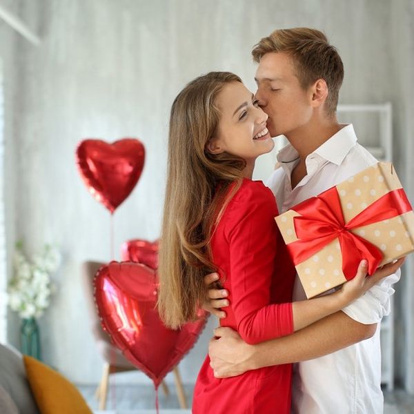 Gợi ý 9 món quà sinh nhật vợ ý nghĩa và lãng mạn