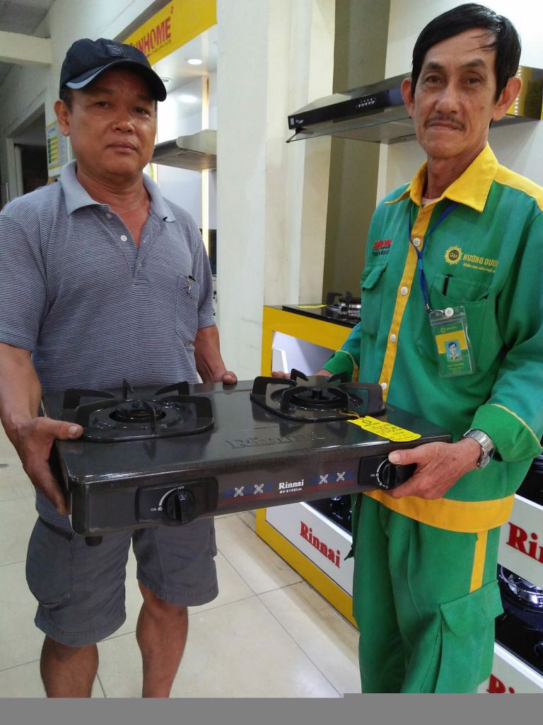 Chú Quốc - Mua bếp gas Rinnai RV-375(G)N
