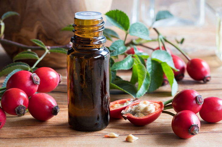 ROSEHIP OIL - DẦU NỤ TẦM XUÂN QUẢ BOMB VITAMIN CUNG CẤP DƯỠNG CHẤT CHO DA TƯƠI TRẺ