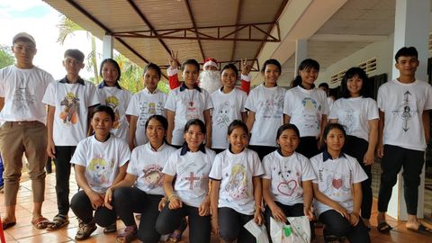 Mẫu áo của Hội JAPA VIET NAM làm từ thiện tại Long Điền , Bình Phước ( phần 2)