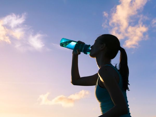 Nước rất quan trọng, nhưng đây mới là cách uống nước đúng để khoẻ mạnh, đánh bay bệnh tật