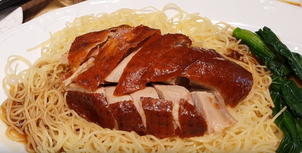 Food For Good Eps5: Ẩm thực Singapore : quán mì vịt quay ngon nhất phải ăn trước khi chết