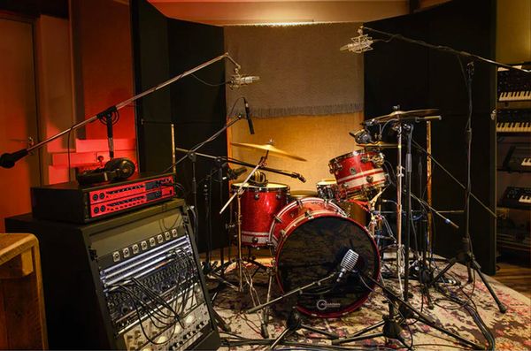 Focusrite-Clarett+-OctoPre-8-Channel-Adat-Preamp