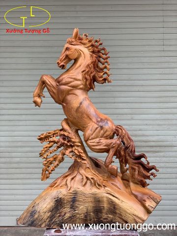 Ý nghĩa tượng gỗ ngựa trong phong thủy