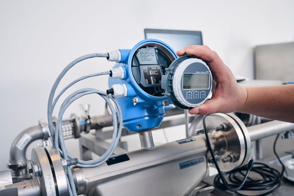 Calibration helps to ensure accuracy and safety in production Công ty