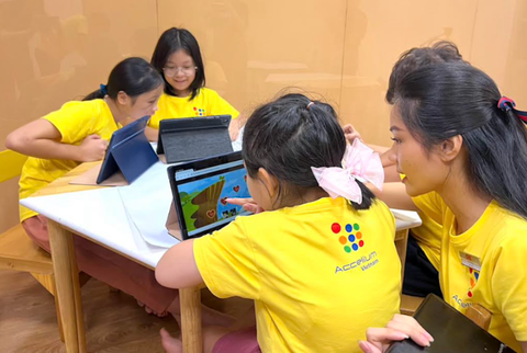 Chương trình Accelium đưa công nghệ trở thành người bạn đồng hành giúp trẻ học tập hiệu quả