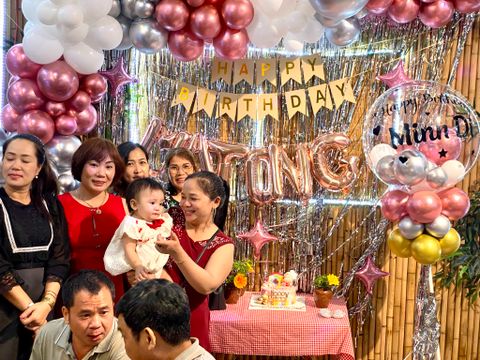 Nhận tổ chức đặt tiệc Sinh nhật, liên hoan, tất niên, thôi nôi, đầy tháng…
