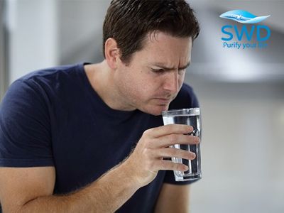 Tại sao nước sinh hoạt có mùi hôi? 5 tình trạng nước có mùi và nguyên nhân.