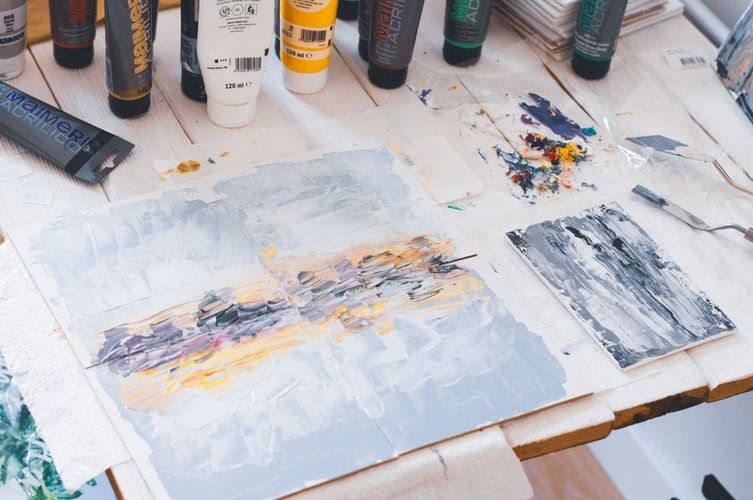 Tổng hợp những dụng cụ vẽ tranh Acrylic thường sử dụng nhất