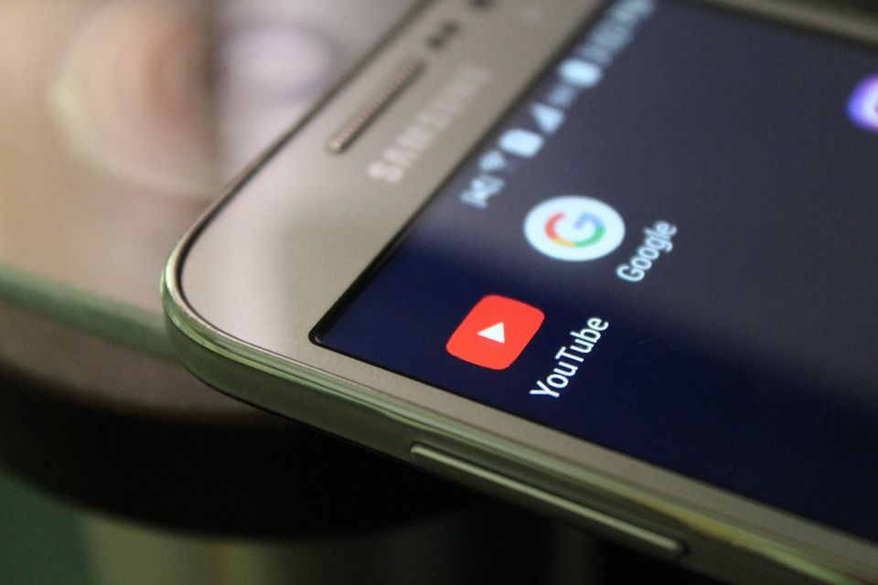 5 mẹo hữu ích giúp phái đẹp xem Youtube thoải mái mỗi ngày