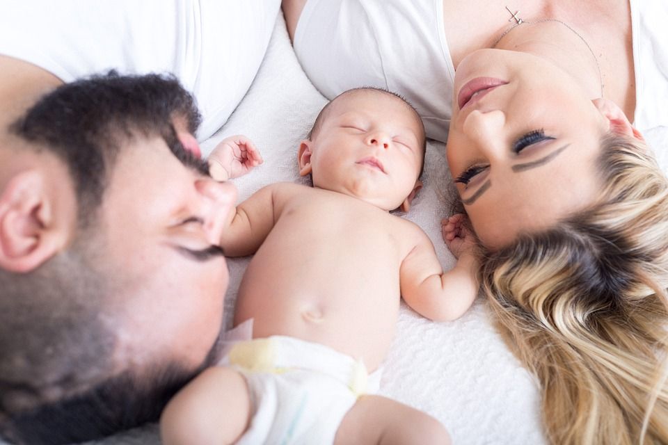 Viết nhật ký cho con - Cùng con lớn lên mỗi ngày