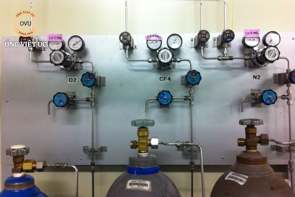 Ống Lưới Trong Hệ Thống Dẫn Khí Nén: Lợi Ích Và Lưu Ý Khi Sử Dụng