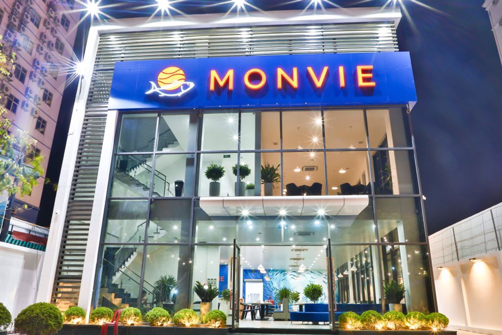 KHÔNG GIAN CHÂU ÂU TINH TẾ CHO NHỮNG BỮA TIỆC ĐỨNG CAO CẤP TẠI MONVIE RESTAURANT