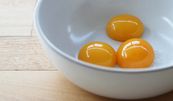 Lòng đỏ trứng là thực phẩm giàu DHA