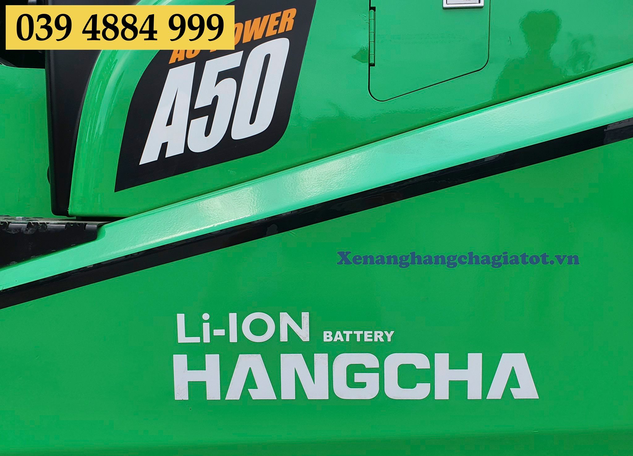 Pin Lithium được trang bị trên xe nâng điện Hangcha 5 tấn