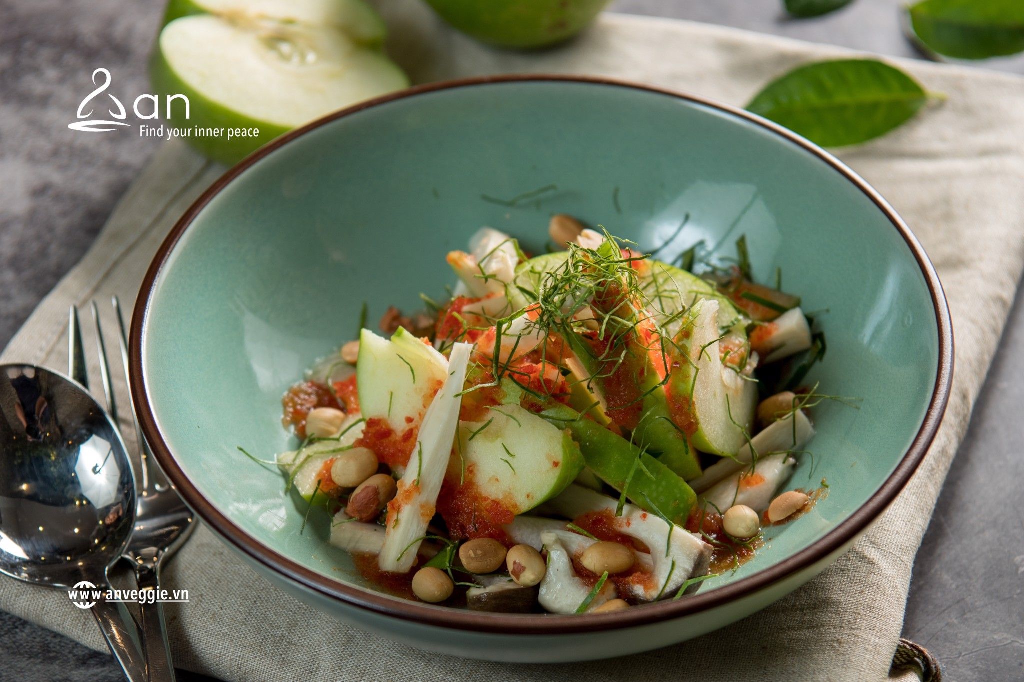 PURIFY THE BODY WITH FOLK SALAD