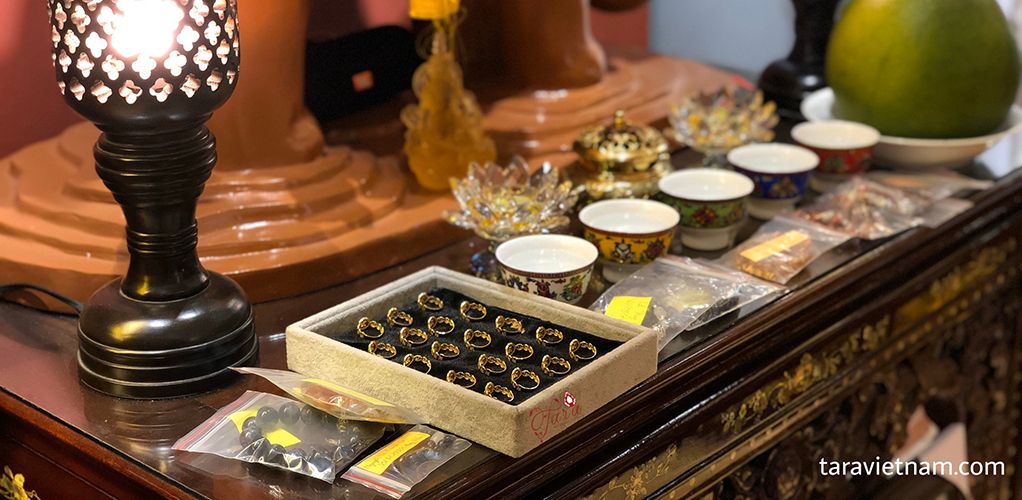 Cách bảo quản, thanh tẩy và gia tăng năng lượng cho đá phong thuỷ