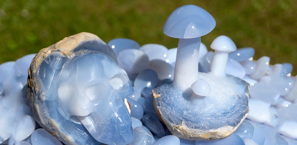 Chalcedony – Công dụng đối với sức khoẻ và ý nghĩa trong phong thuỷ