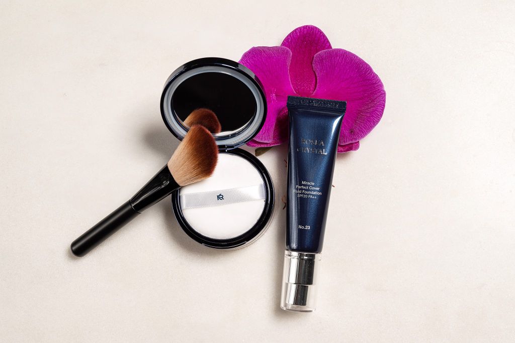 🌺🌺🌺 FOUNDATION + LOOSE POWDER