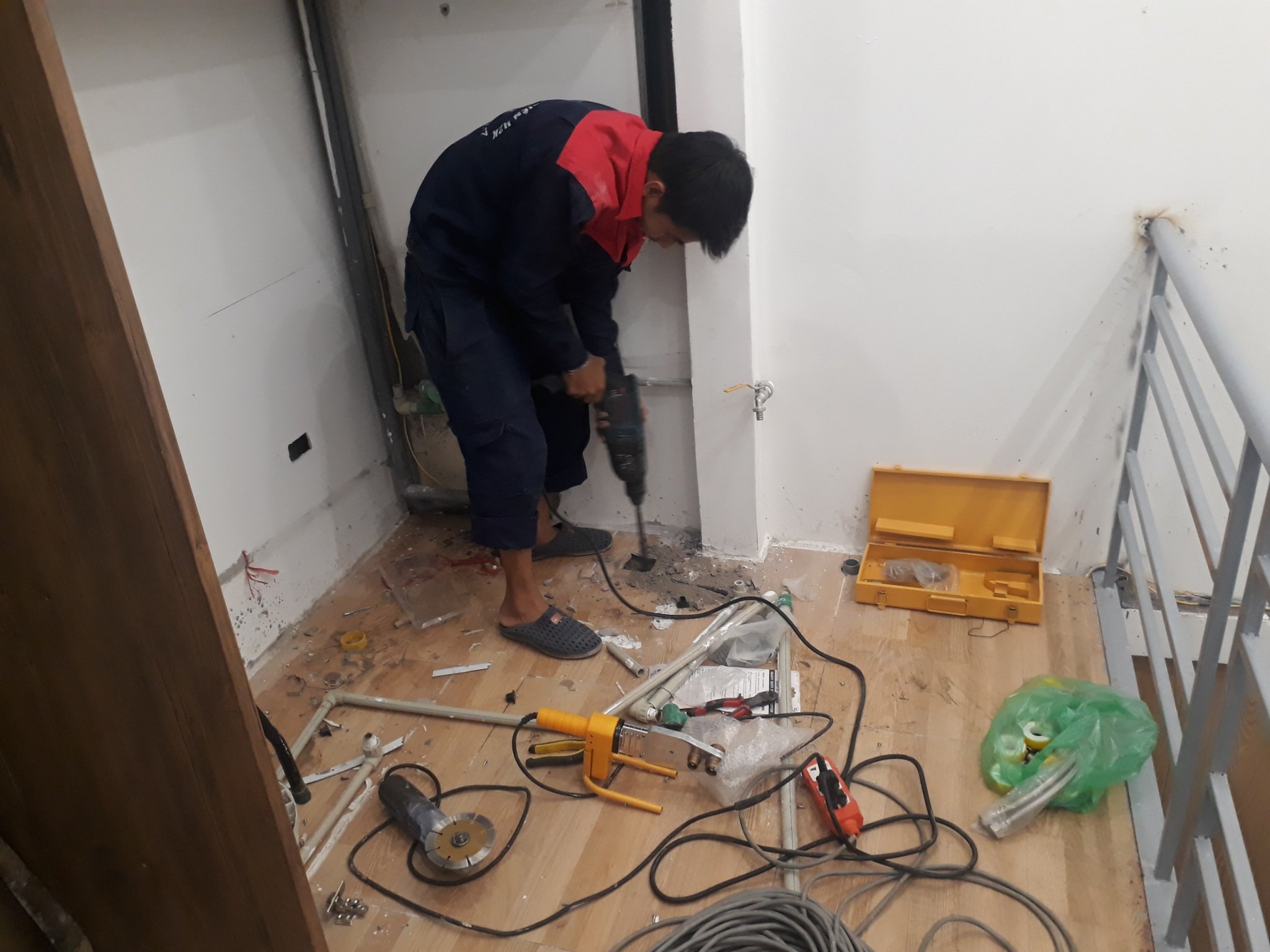 Dịch vụ sửa chữa điện nước tại Bạch Mai chuyên nghiệp