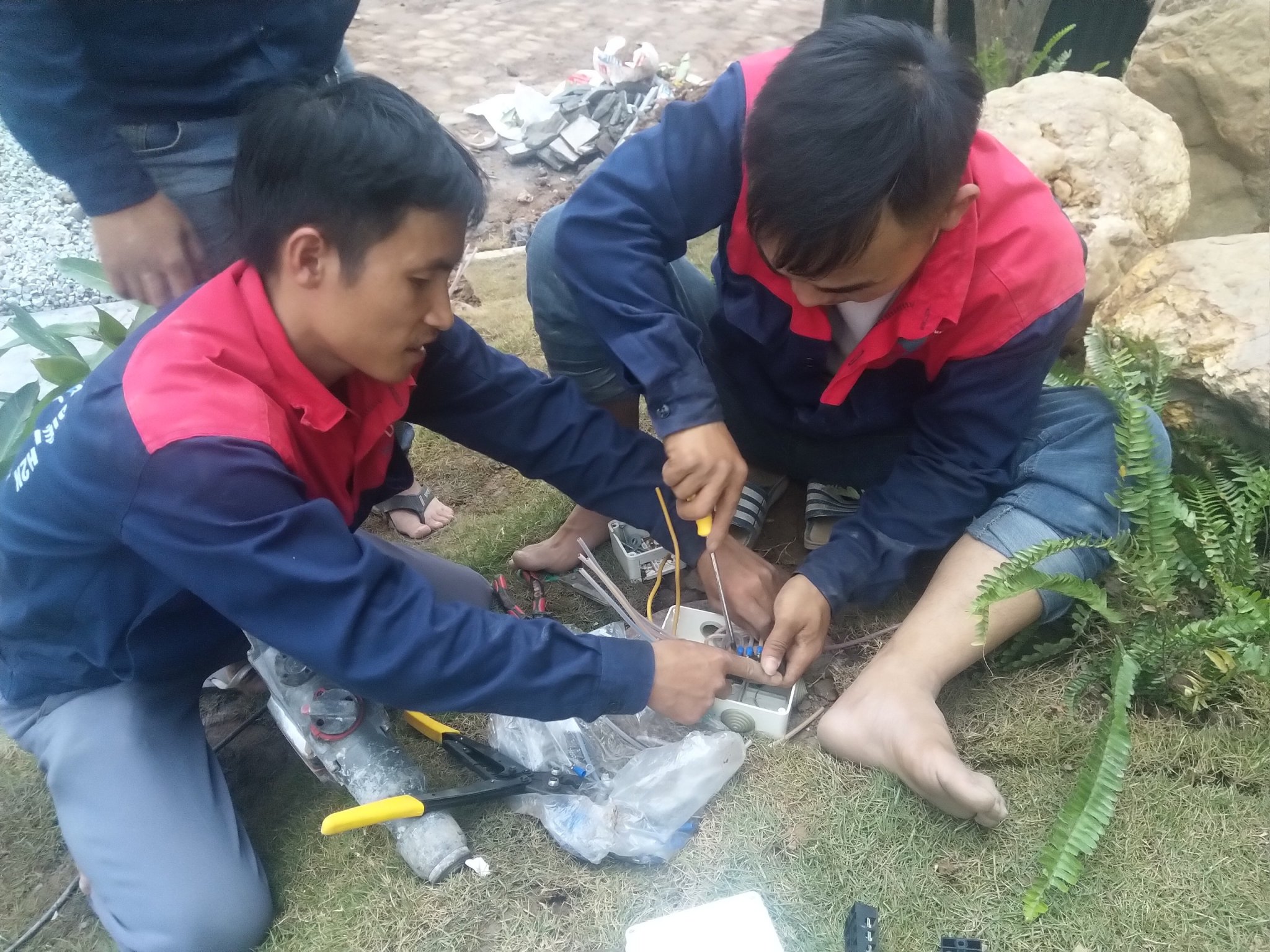 Dịch vụ sửa chữa điện nước tại Khương Trung