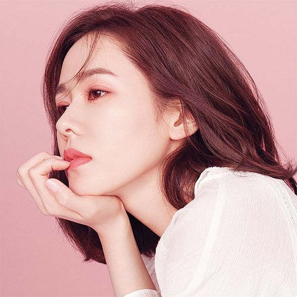 Son Hồng Kén Da? Hoàn Toàn Sai Với Top 5 Cây Son Hồng Ngọt Ngào Này Nhé!