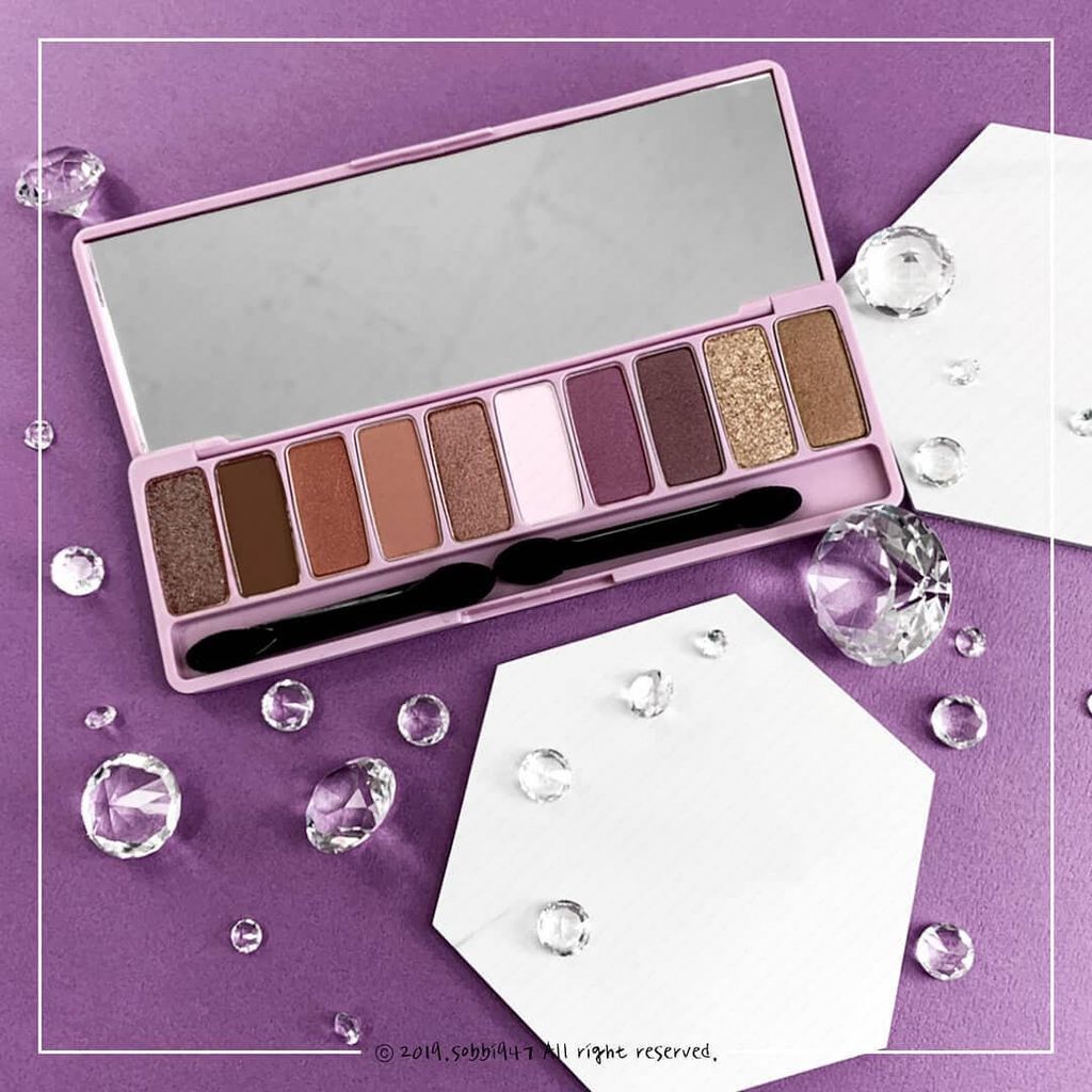 Etude House Play Color Eyes Lavender Land – Vườn hoa oải hương mùa xuân lan tỏa khắp mọi nơi