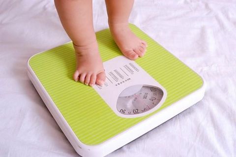 Tăng cân cho bé dưới 1 tuổi, khó hay dễ?