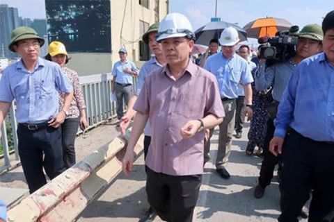 Bộ trưởng Nguyễn Văn Thể: Sửa chữa mặt cầu Thăng Long là yêu cầu cấp thiết