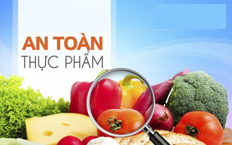 NÊN ĂN UỐNG THẾ NÀO TRONG NHỮNG NGÀY NẮNG NÓNG OI Ả