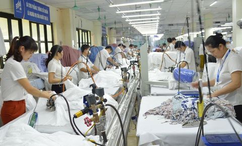 May 10 với thương hiệu phát triển bền vững thuộc TOP ngành Dệt may Việt Nam