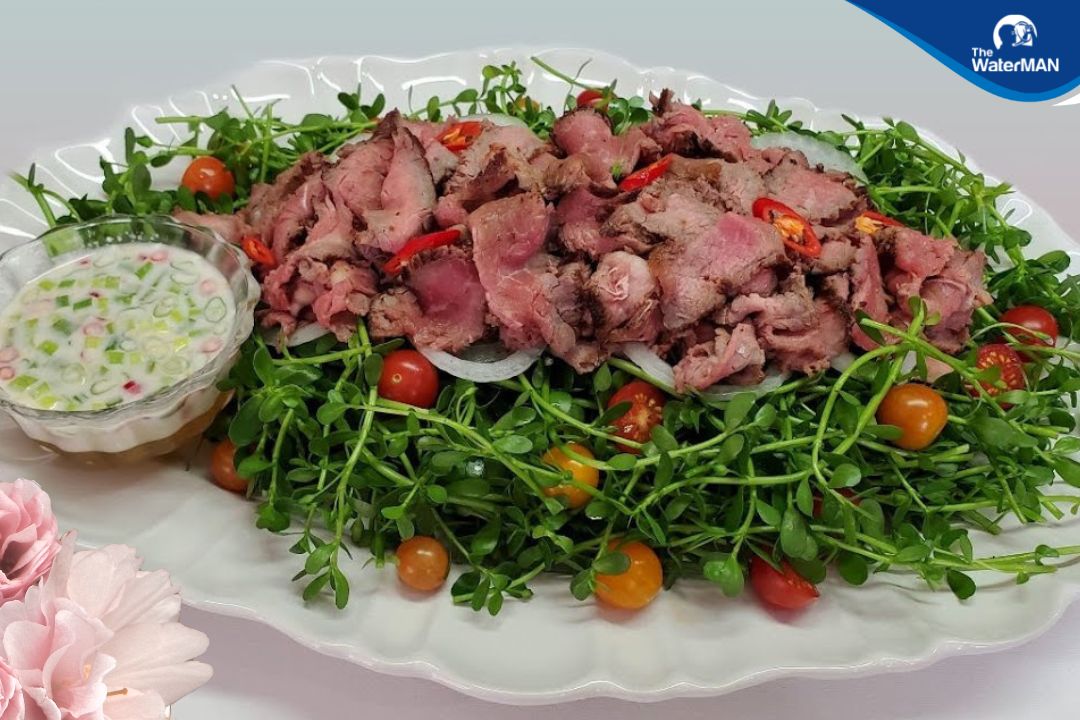 Salad thịt bò cùng rau đắng