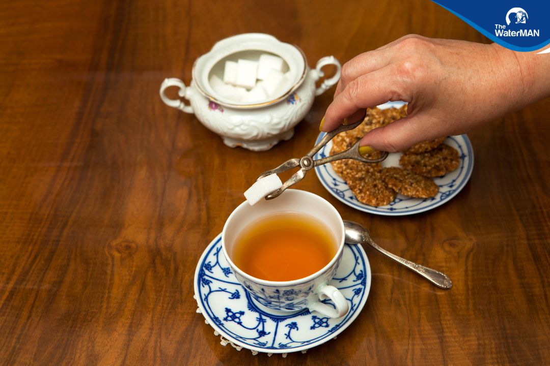 Trong trà đường chứa hoạt chất Catechin, hoạt chất này kích thích tạo nhiệt và giải phóng lượng chất béo.