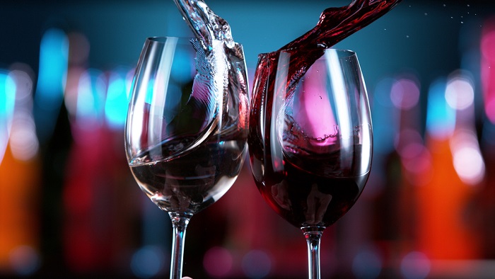Rượu vang đặc biệt là rượu vang đỏ có rất nhiều lợi ích cho sức khỏe.