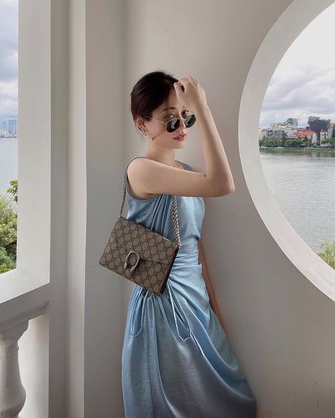 Để sắm váy áo đi ăn cưới chuẩn tinh tế và không bị chê là vô duyên, chị em phải học tập ngay các sao Việt