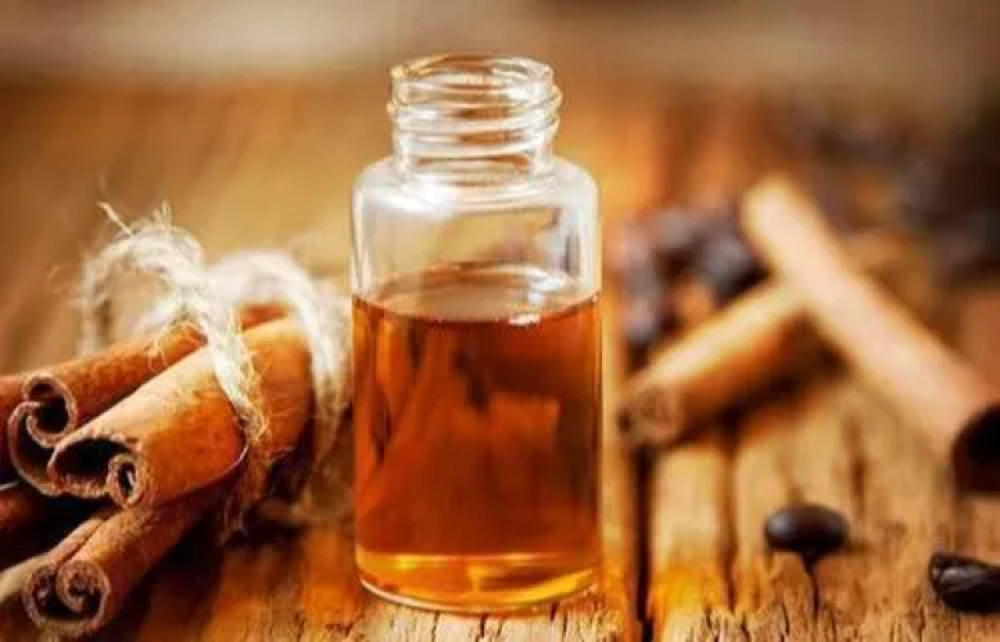 Tinh dầu quế là gì?