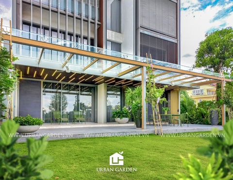 Thiết kế hệ mái che / mái hiên / canopy siêu đẹp mắt của URBAN GARDEN