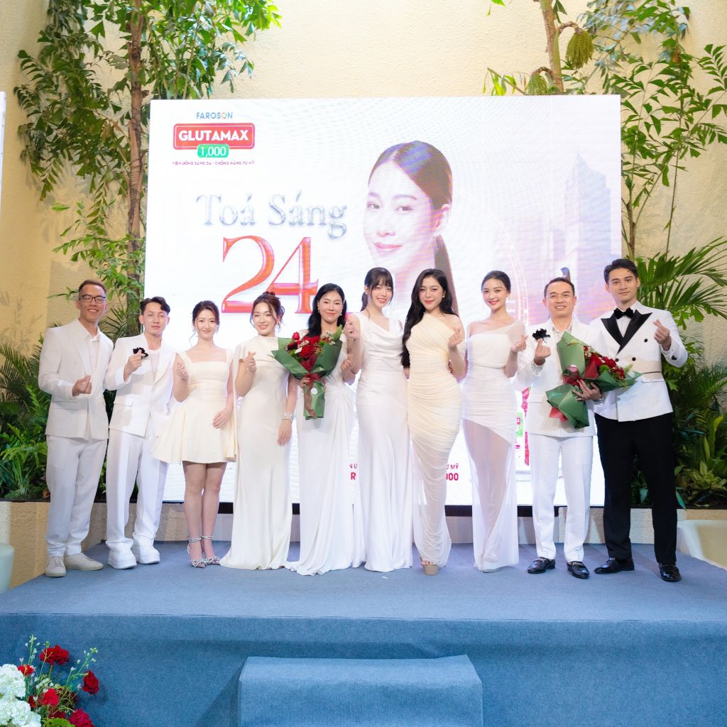 DÀN SAO HỘI TỤ TẠI SỰ KIỆN