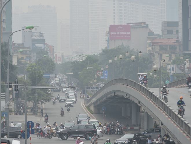 Ô nhiễm không khí tại Hà Nội: Hạn chế các hoạt động ngoài trời