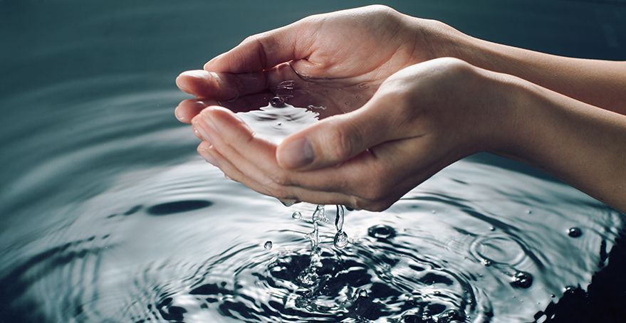 Nước khoáng La Roche-Posay : một kiệt tác vô giá từ thiên nhiên