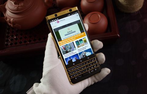 BlackBerry KeyOne mạ vàng 24K tại Hà Nội và Hồ Chí Minh
