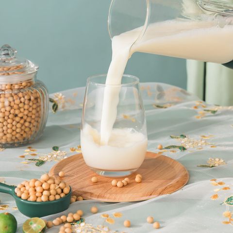 Công thức sữa hạt kết hợp mang đến cho bạn đầu tuần tươi mới