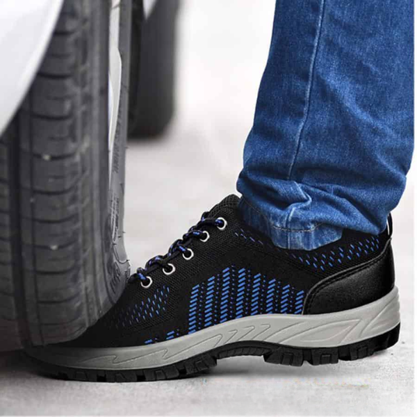 So Sánh Giày Bảo Hộ Hans và Titan Safety: Tính Năng, Mức Giá