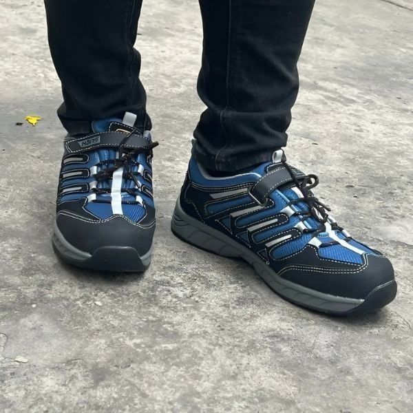 So Sánh Giày Bảo Hộ Hans và Titan Safety: Tính Năng, Mức Giá