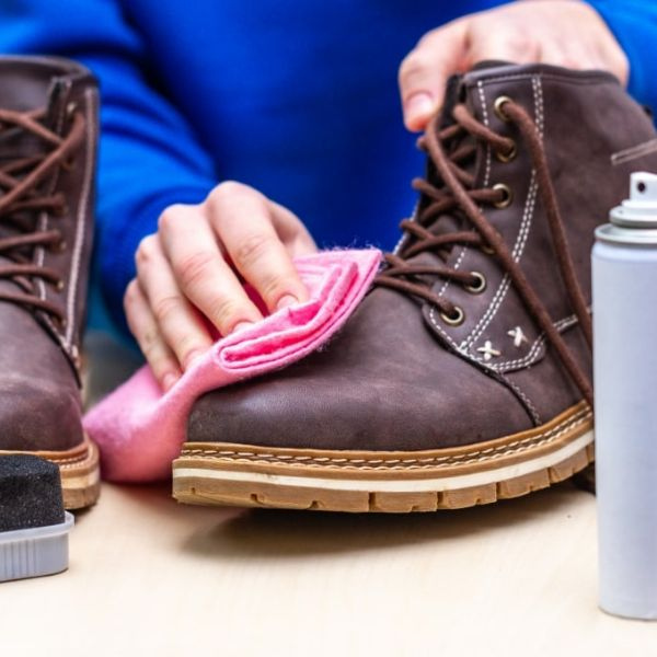 Giày bảo hộ cho ngành dầu khí năng lượng: Nên chọn loại nào?