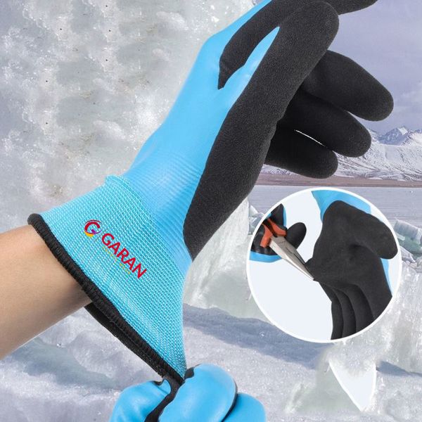 Găng tay kho lạnh được làm từ chất liệu 100% Arcrylic, lòng bàn tay phủ cao su