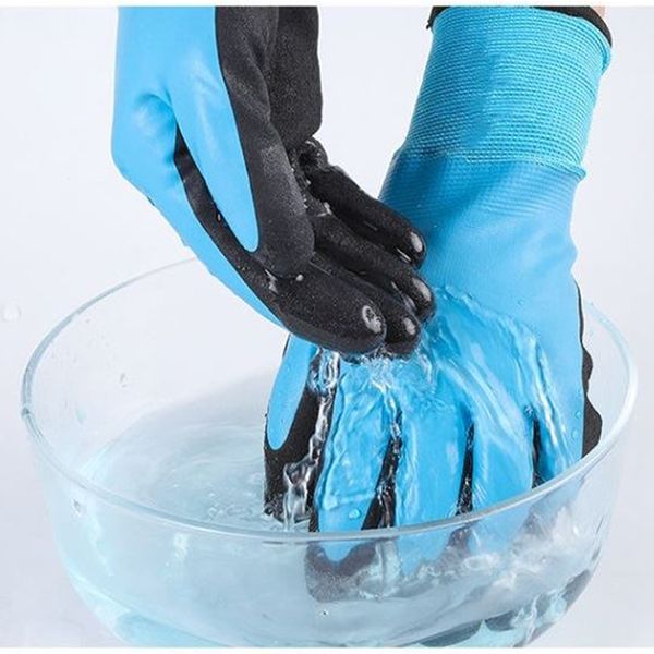 Găng tay kho lạnh được làm từ chất liệu 100% Arcrylic, lòng bàn tay phủ cao su