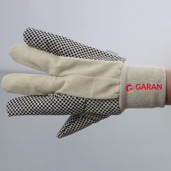 Găng tay vải bạt chấm hạt nhựa PVC màu đen chủng loại từ 75gr-80gr-95gr kim 7 hoặc kim 10