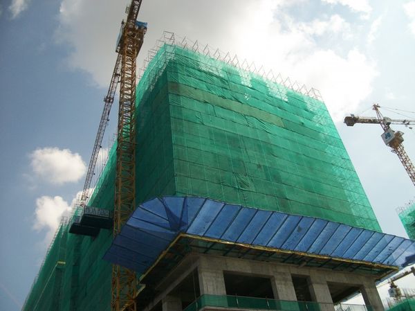 Nắm rõ các tiêu chí để chọn được nhà cung cấp lưới xanh công trình uy tín